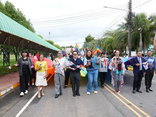 18 jaray mukdahan pride fes2025 june 1